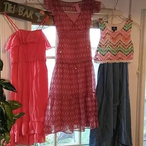 3 girls 👗 dresses